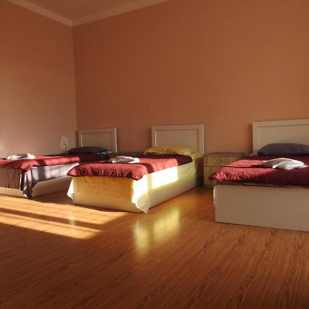 Gorihouse Hostel Buitenkant foto